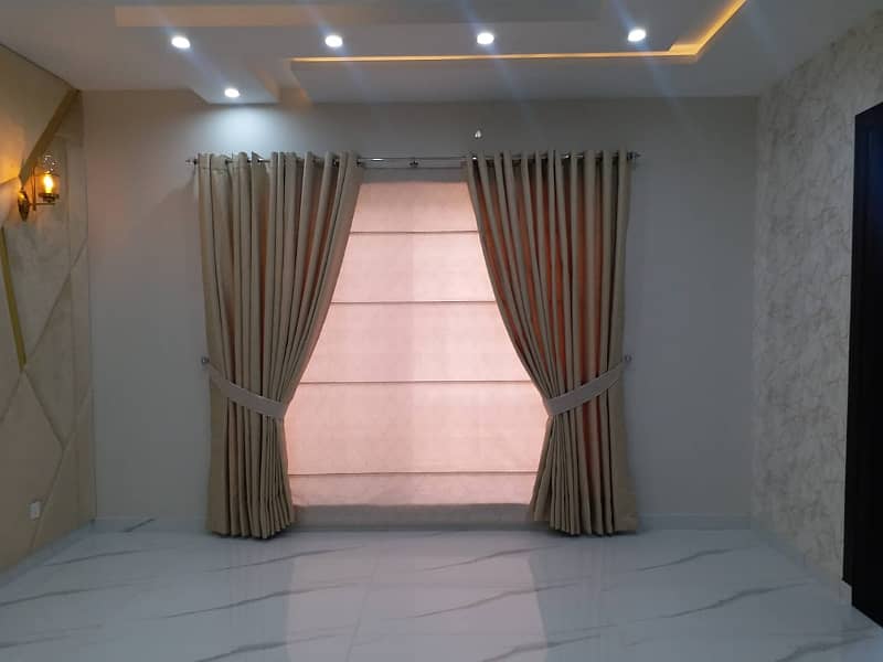 10 Marla House For Sale In Overseas B Block Bahria Town Lahore 13