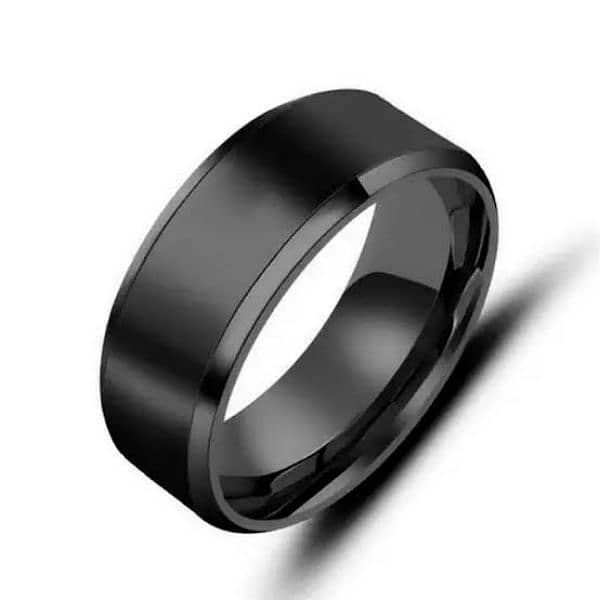 BLACK RING BRAND NEW. . 1