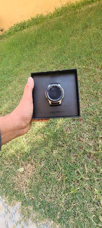 Samsung galaxy watch smr800 up for sale 0