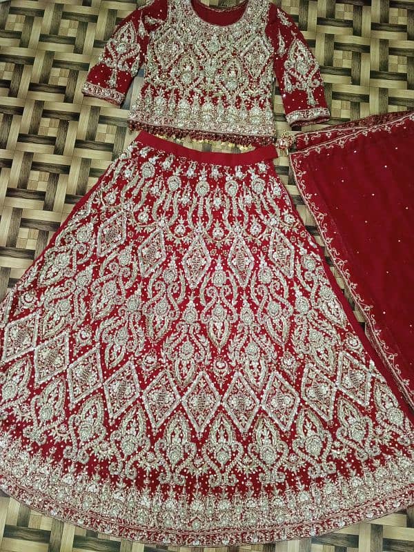 bridal lehenga Available for sale 1