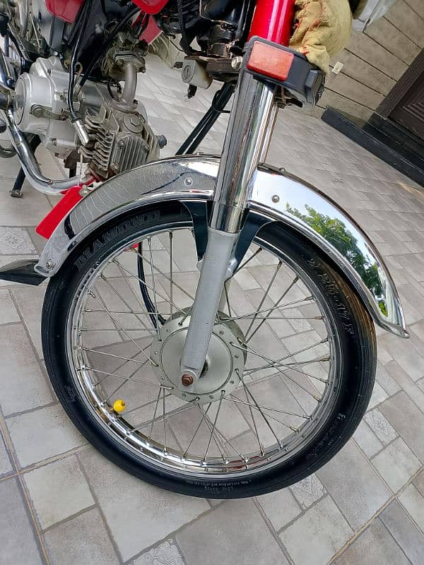 Honda CD 70 4