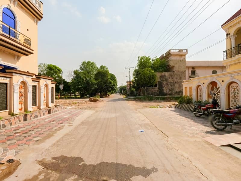 House For Sale In Marghzar Officers Colony - Block F 4