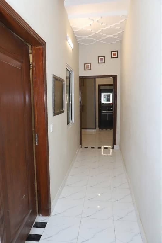 Triple Storey House For Rent 24