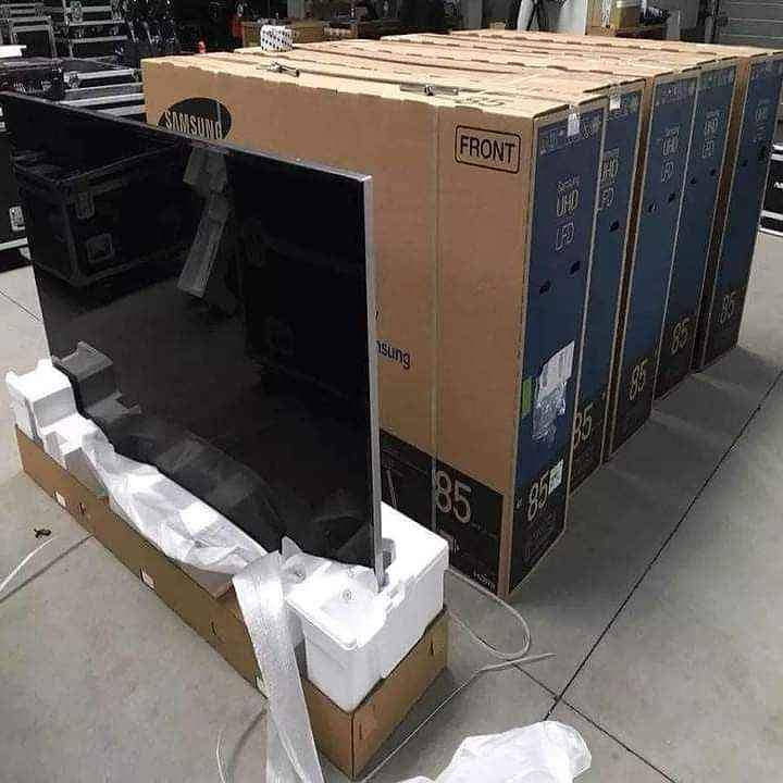 Original 32 Inch Samsung Smart LED TV availablel on whole-sale rate 0