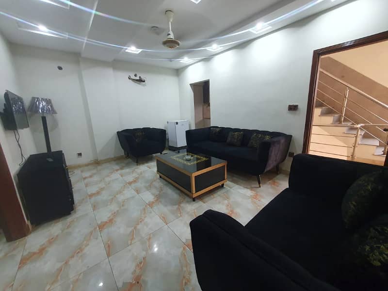 One Bed Apartment For Rent Per day Avil For familes 5