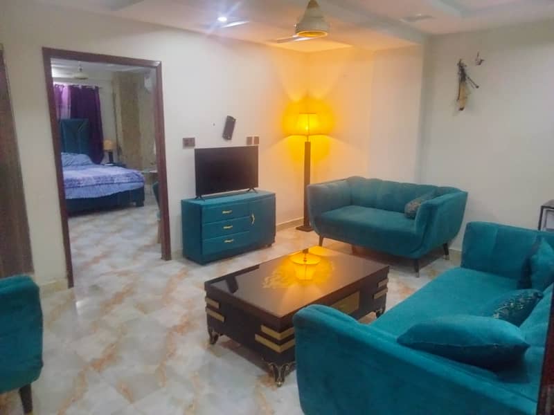 One Bed Apartment For Rent Per day Avil For familes 1