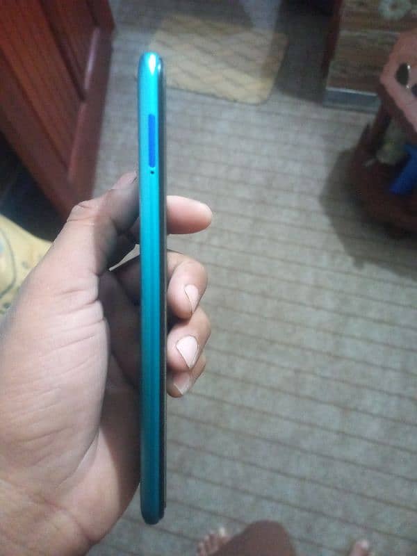 Tecno spark 5 pro 4  64 3