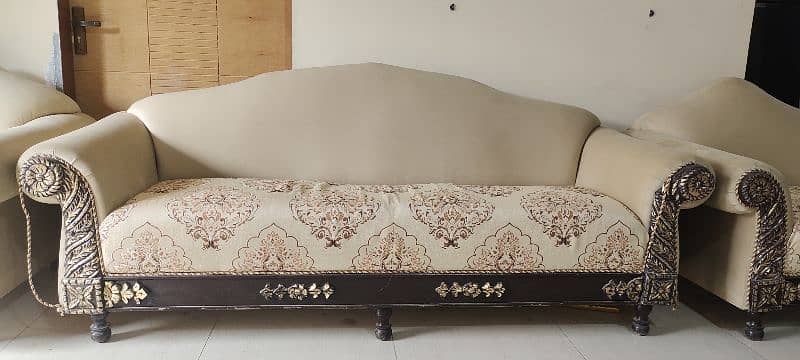 5 Seater Sofa Set in Good Condition 0