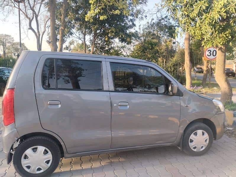 Suzuki Wagon R 2017 3