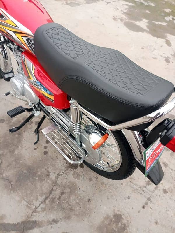 Honda CG 125 2025 model applied for 11