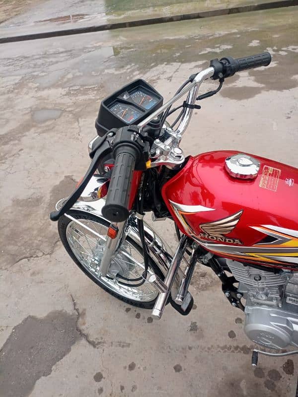 Honda CG 125 2025 model applied for 13