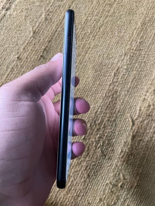 Google pixel 4XL 64 gb hundred percent okay? Mobile 2