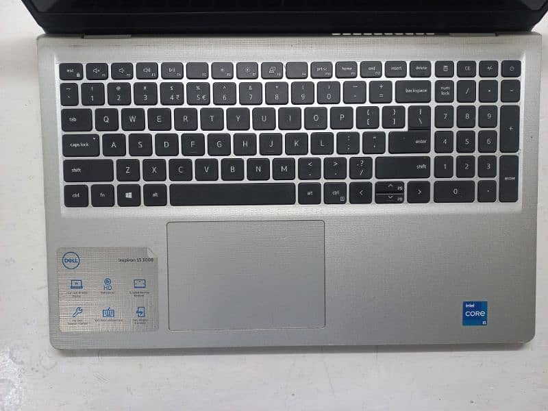 Dell inspiron 15  i5 11th gen 1