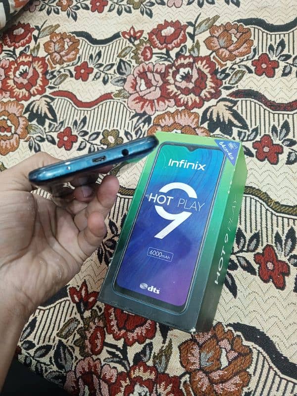 Infinix hot 9 Play 4gb or 64gb 3