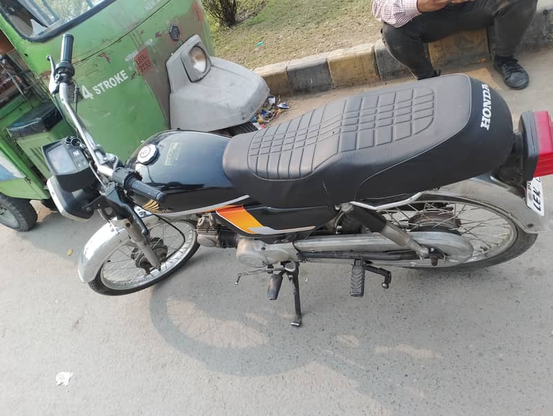 Yamaha Dhoom YD-70 2013 4