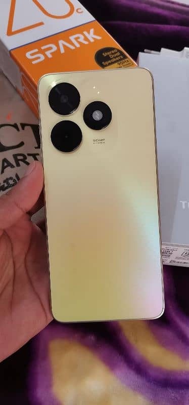 Tecno Spark 20c 8/128 just box open with 12 month warranty 5