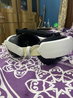 Quest 3VR Headset available for sale