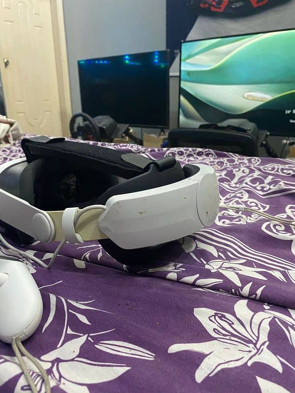 Quest 3VR Headset available for sale 6