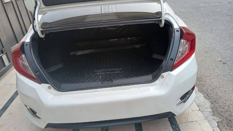 Total Genuine Honda Civic VTi Oriel Prosmatec Model 2019 10