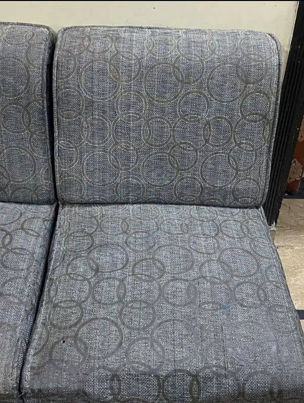 sofas 4 set 1 seater urgent sale 5