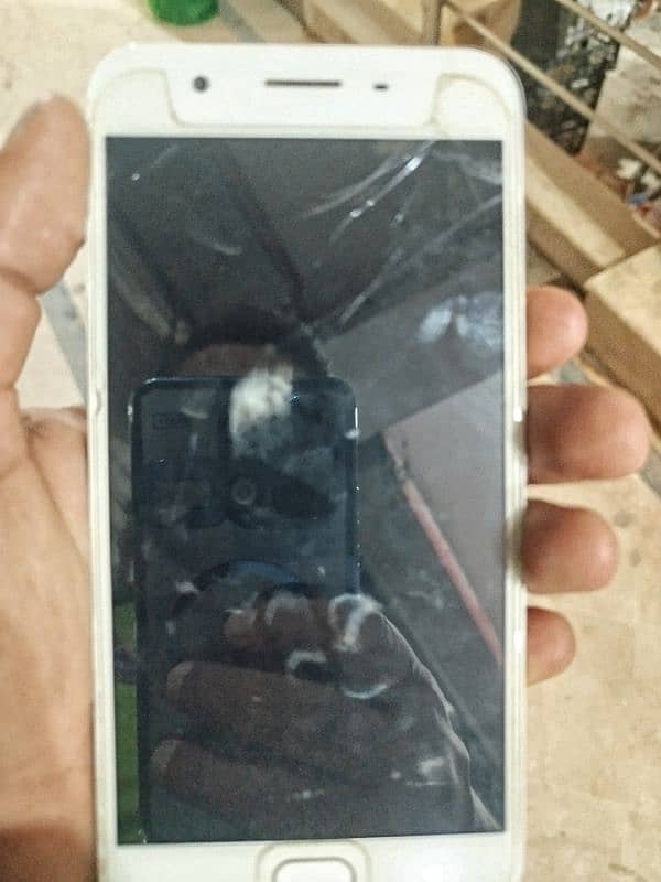 Oppo F1s 8 / 10 Condition 0