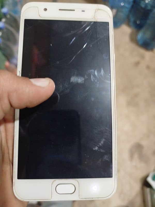 Oppo F1s 8 / 10 Condition 9