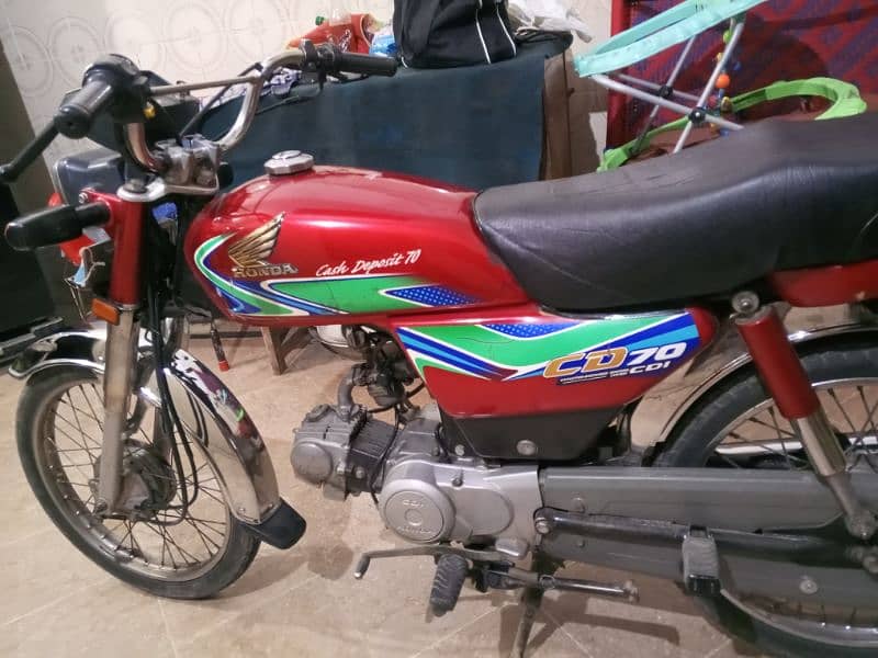 Honda 70 2018 model good condition 10 by 10 2