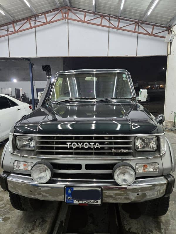 Toyota Prado EX 3.0 8