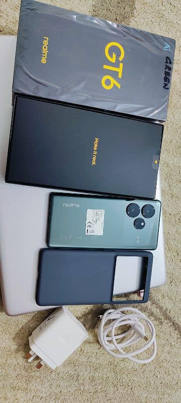 Realme GT 6  16/512 5