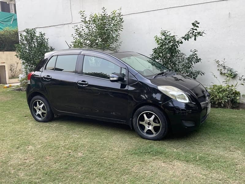 vitz for sale 2nd owner 6