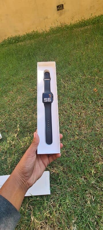 Apple Watch series 3 Up for sale 0