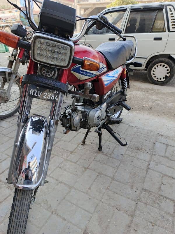 Crown 70cc 2019 model Bike in 9/10 condition 0