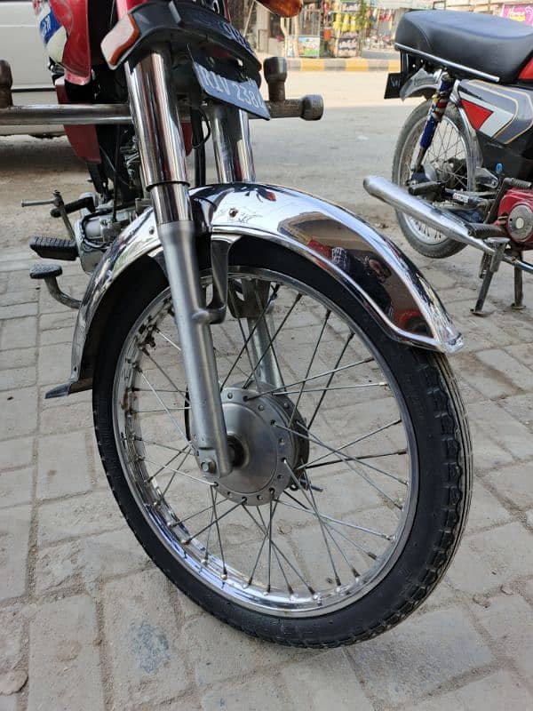 Crown 70cc 2019 model Bike in 9/10 condition 5