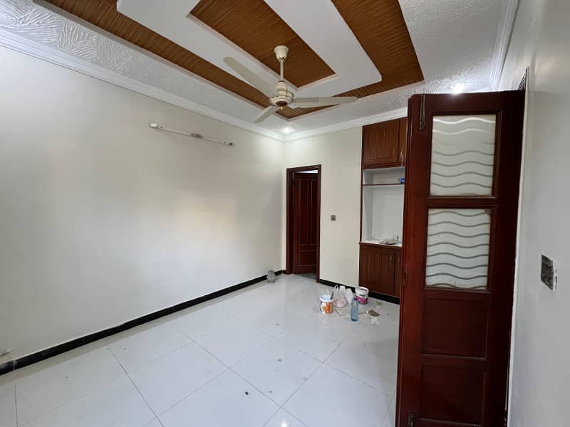 4 Marla New house Available on rent In G-13/4 0