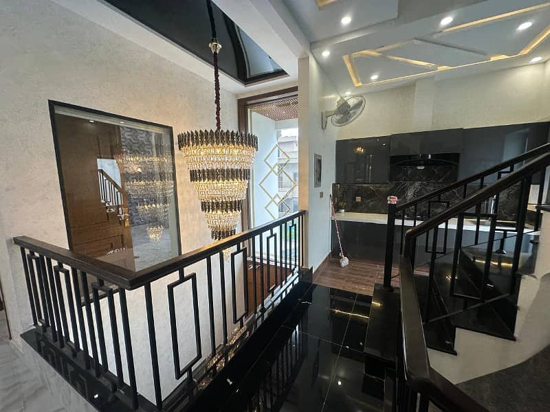 10 Marla Luxury House For Sale in Citi Housing 15