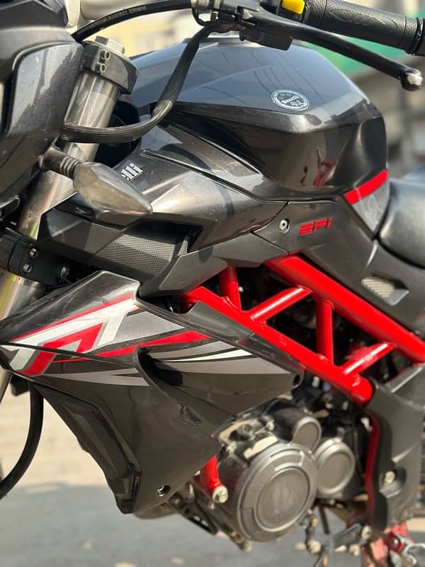 benelli tnt 150i 5