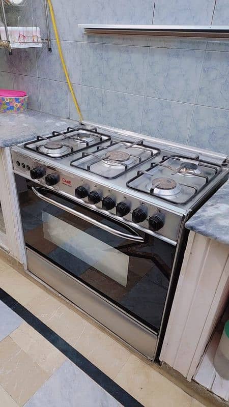 Cooking Range with Oven 6