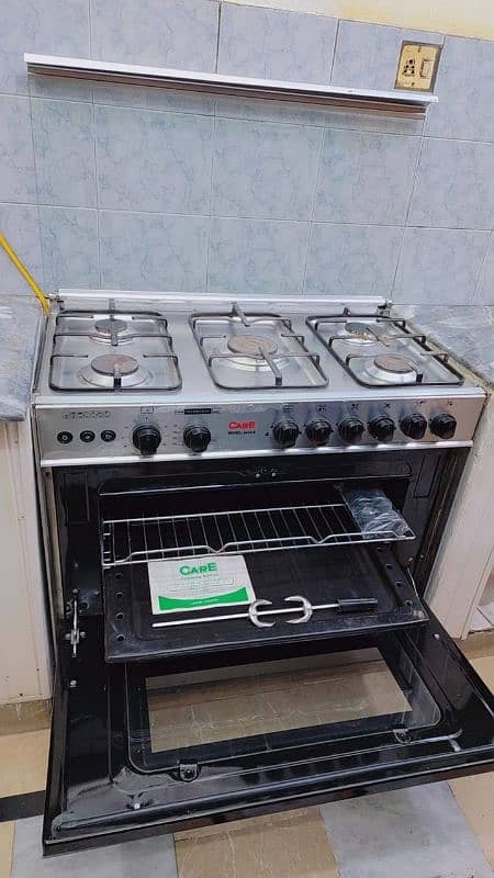 Cooking Range with Oven 8