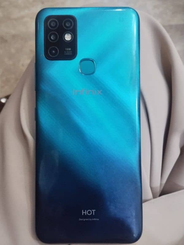 Infinix Hot 10 ( 6/128 ) 1