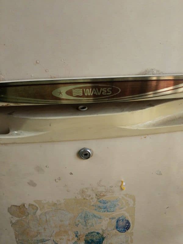 waves 11 qft fridge 3