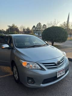 Toyota Corolla Altis 1.8 Automatic 2010