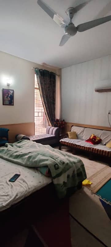 Upper portion room available in one kanal house in society for single female or bachelor girl in model town link road 1