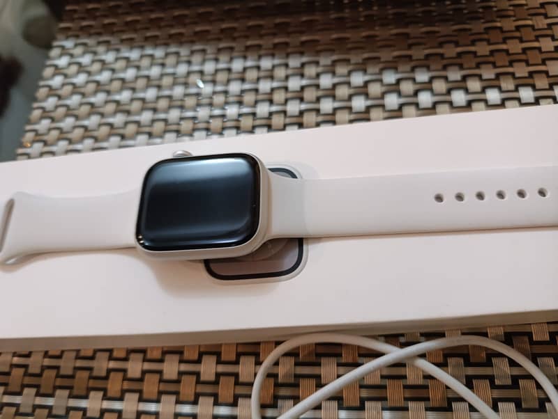 Apple Watch Series 8 45mm 3