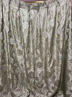 2 piece curtains in new condition