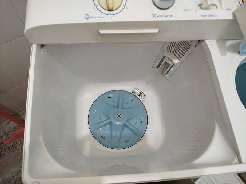 Dawlance Washing Machine Twin Tub for sale 1