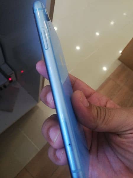 iphone XR PTA 128 3