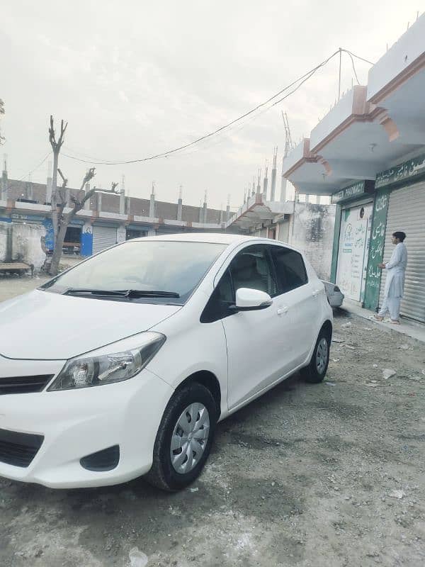 Toyota Vitz 2013 2