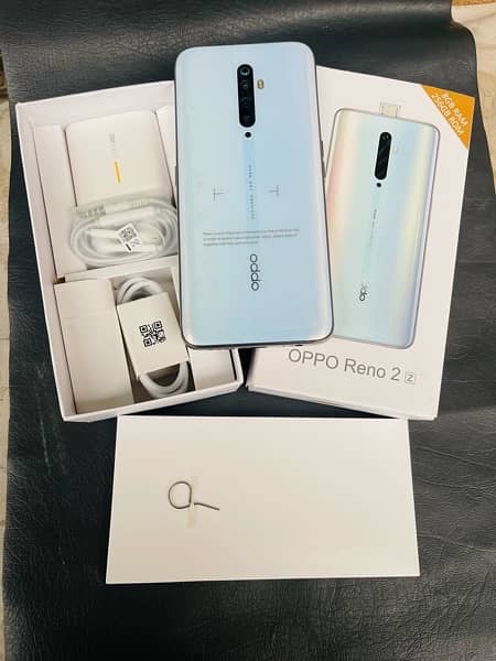 Oppo Reno 2z (8gb-256gb)urgent Sale. 0/3/0/6/4/3/9/8/4/3/0 4