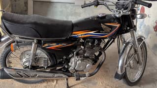 Honda CG 125 2018 ( Total genuine )