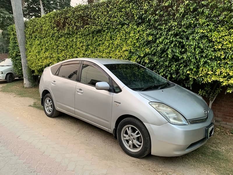 Toyota Prius s 1.5 4